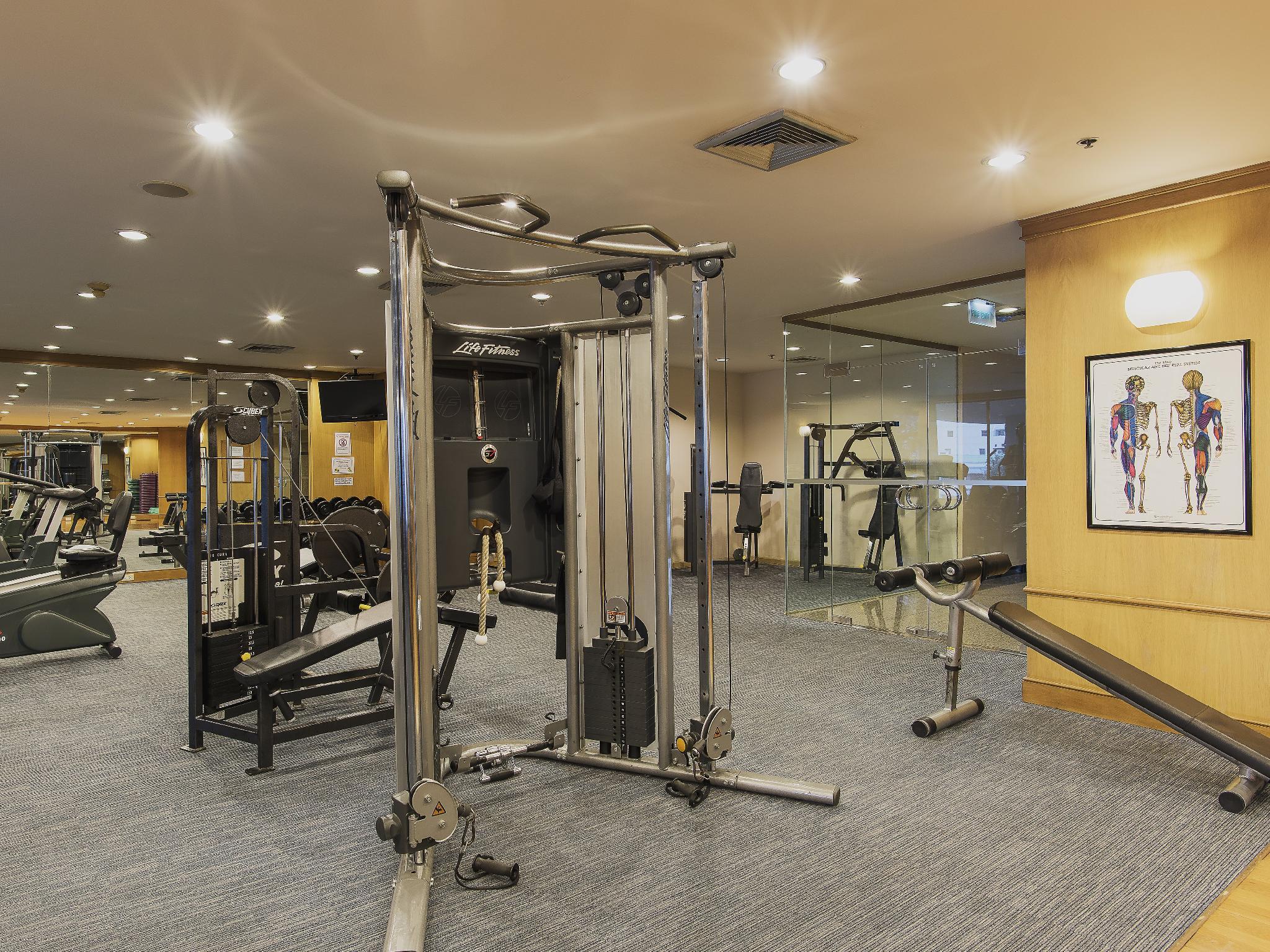 Bliston Suwan Park View Hotel Банкок Екстериор снимка