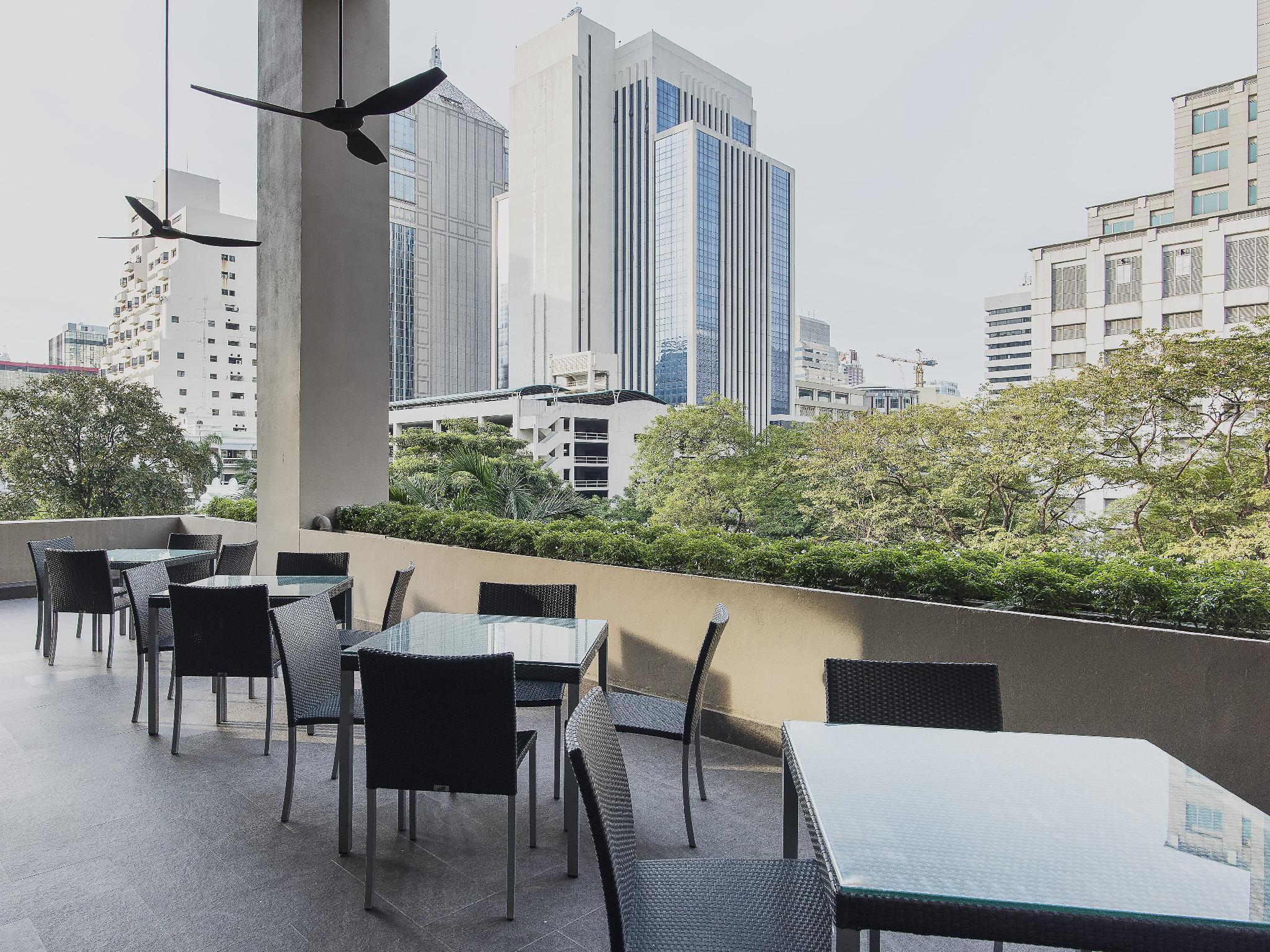 Bliston Suwan Park View Hotel Банкок Екстериор снимка